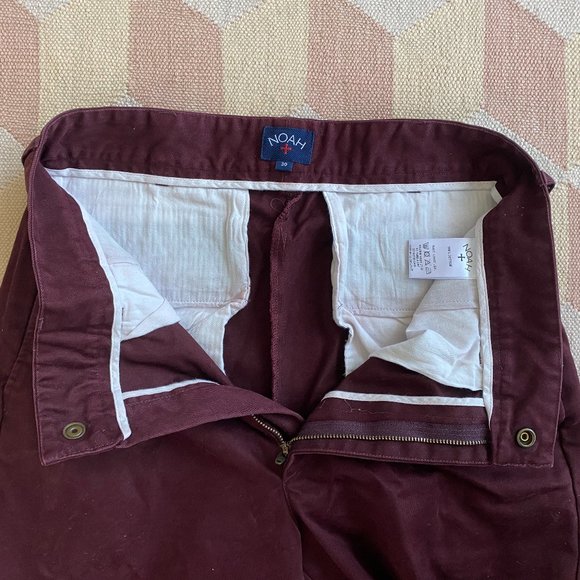 Noah NYC Single-Pleat Snap-Button Chino - Picture 3 of 3